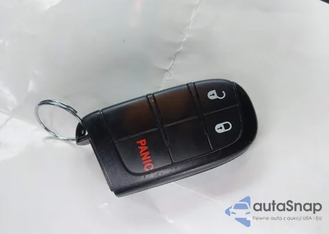 2018 Jeep Grand Cherokee Laredo 4X4 из США, поврежденный, VIN 1C4RJFAG5JC257335